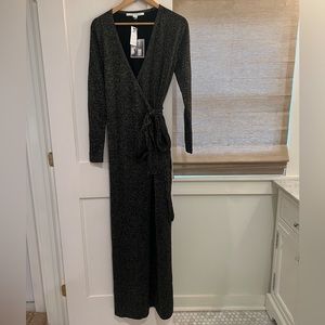Diane Von Furstenberg Wrap Dress Black Gold Shimmer - NWT - Size Medium
